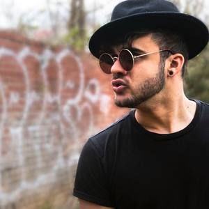 Meet your Posher, Marcos